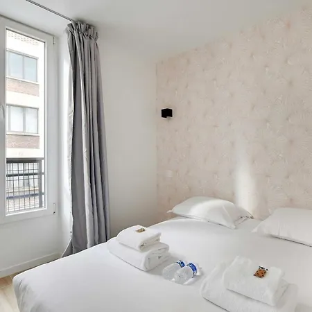 Bright Modern Apartement Menilmontant *